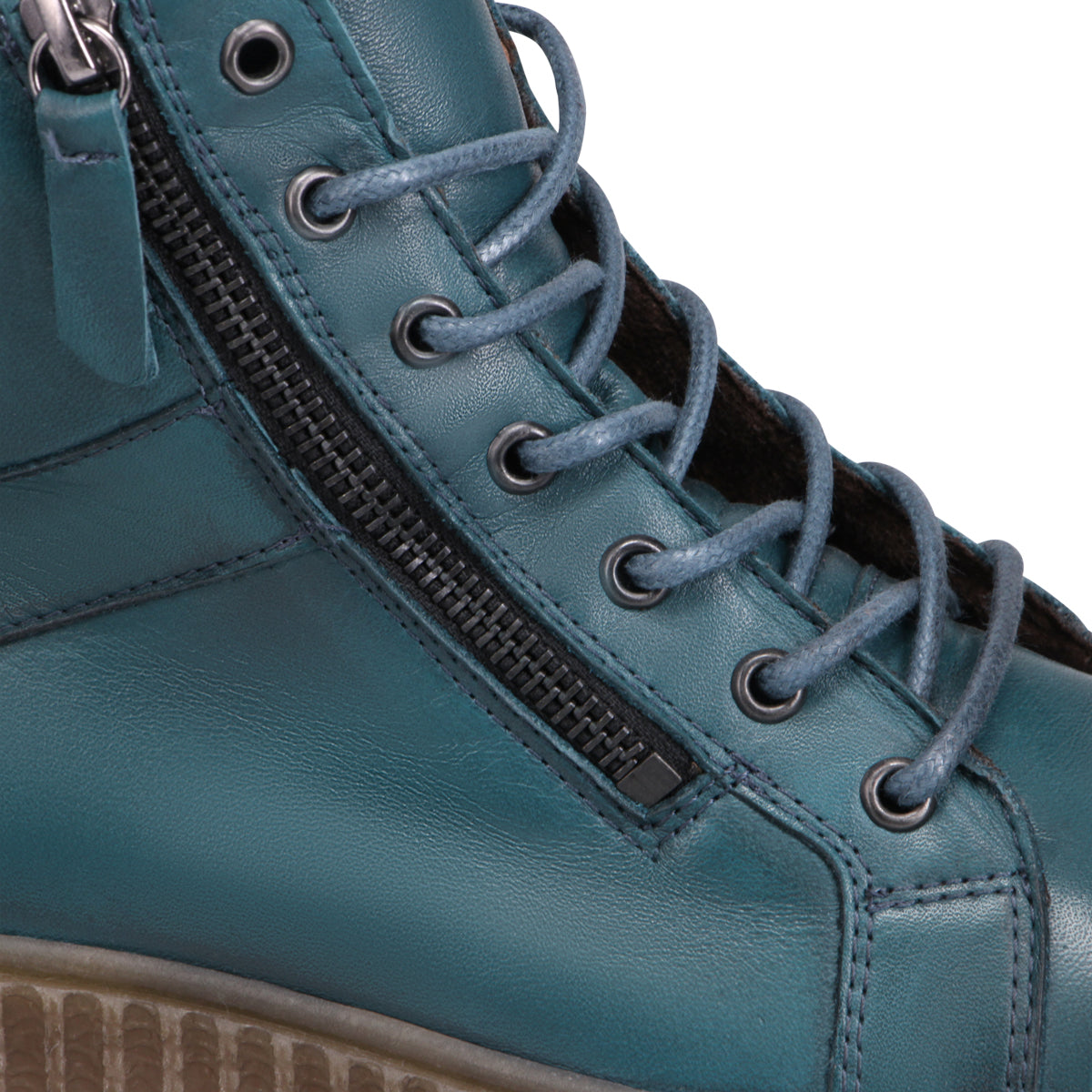 MARINE | Detail