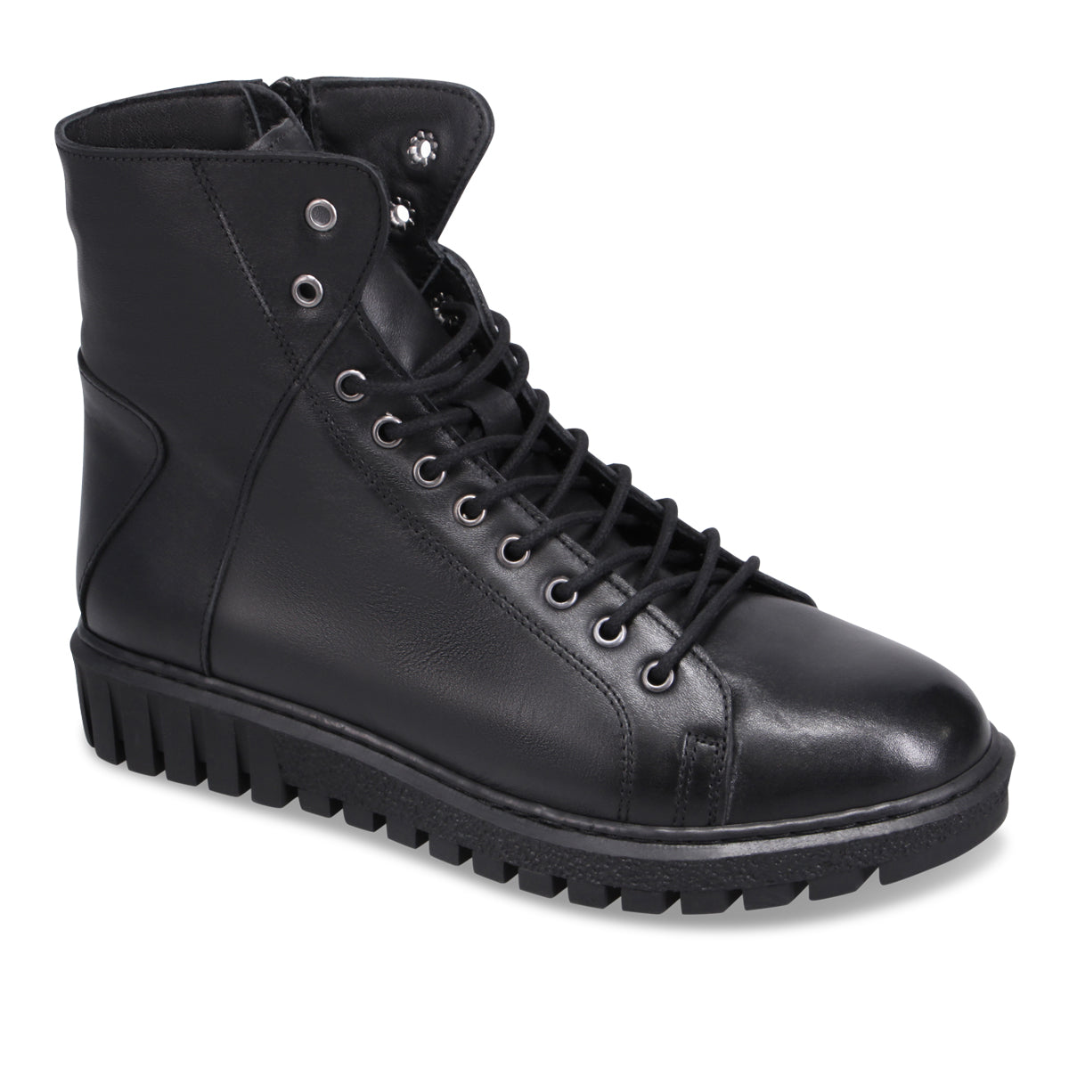 Blare Boot